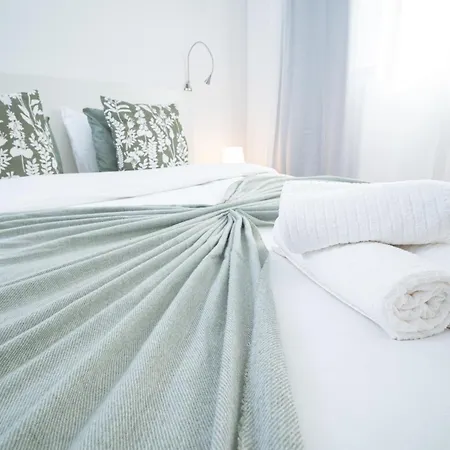 Alameda House Apartment